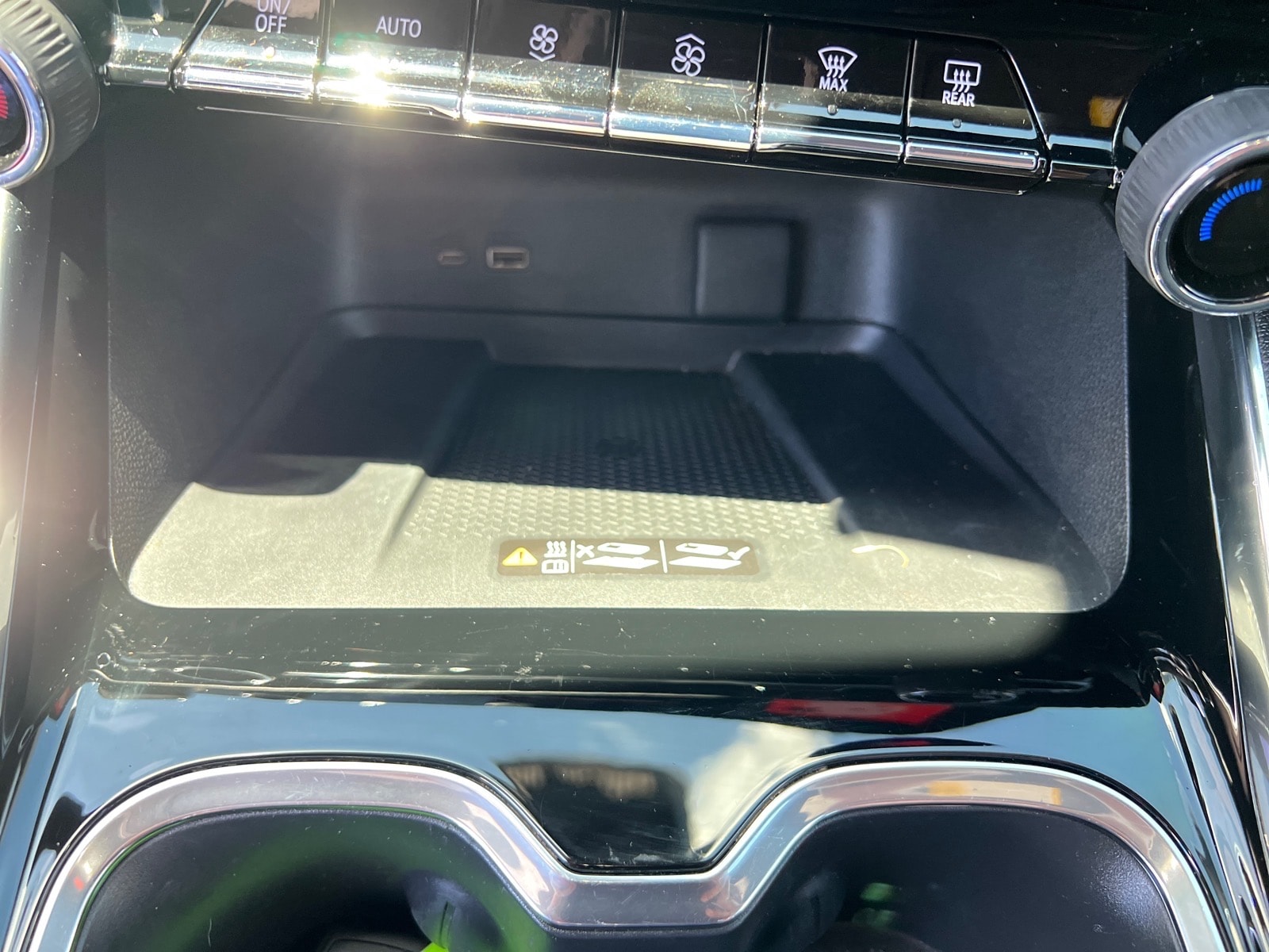 2025 Chevrolet Traverse High Country - Photo 25
