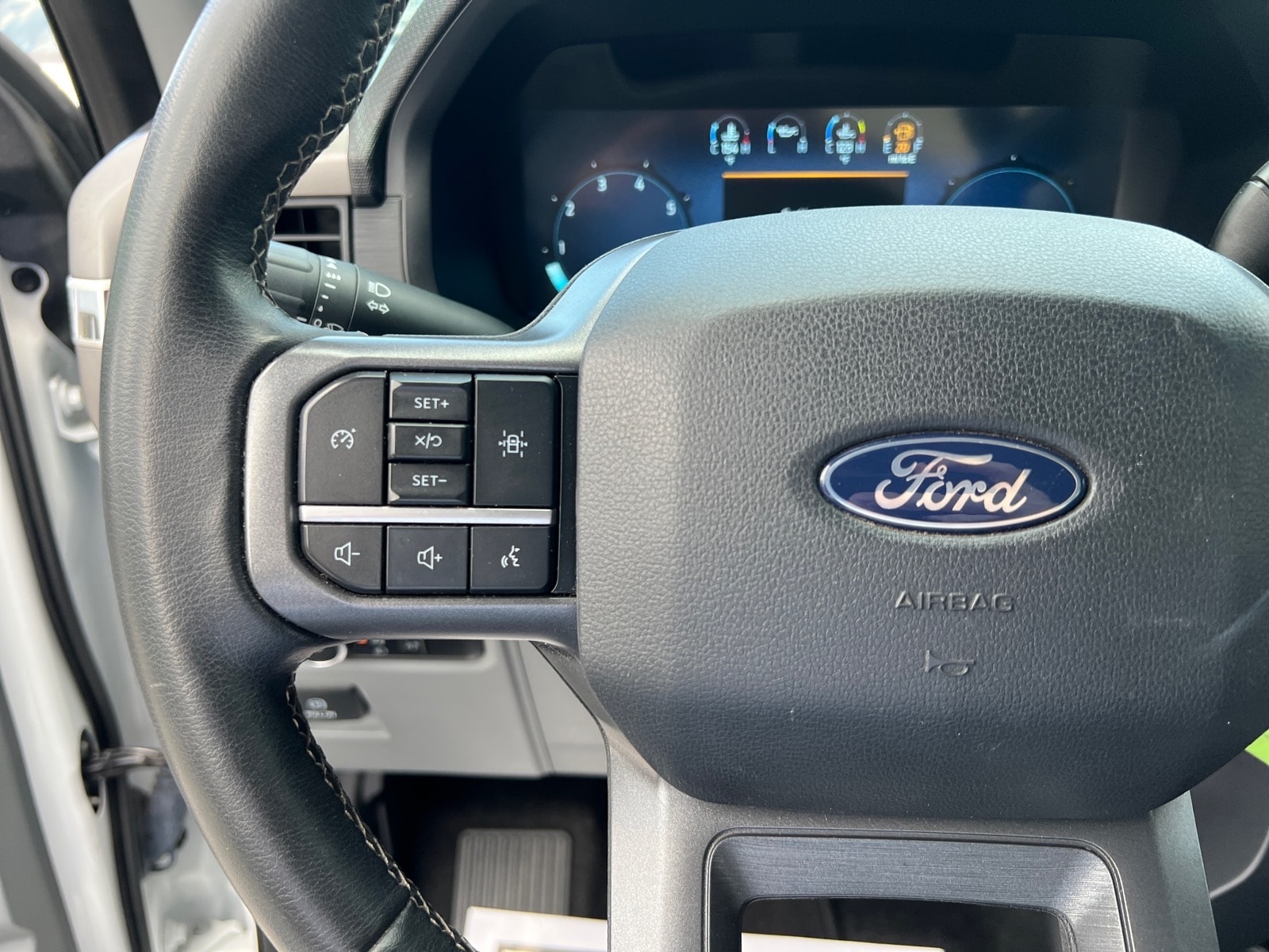 2024 Ford F-150 XLT - Photo 15