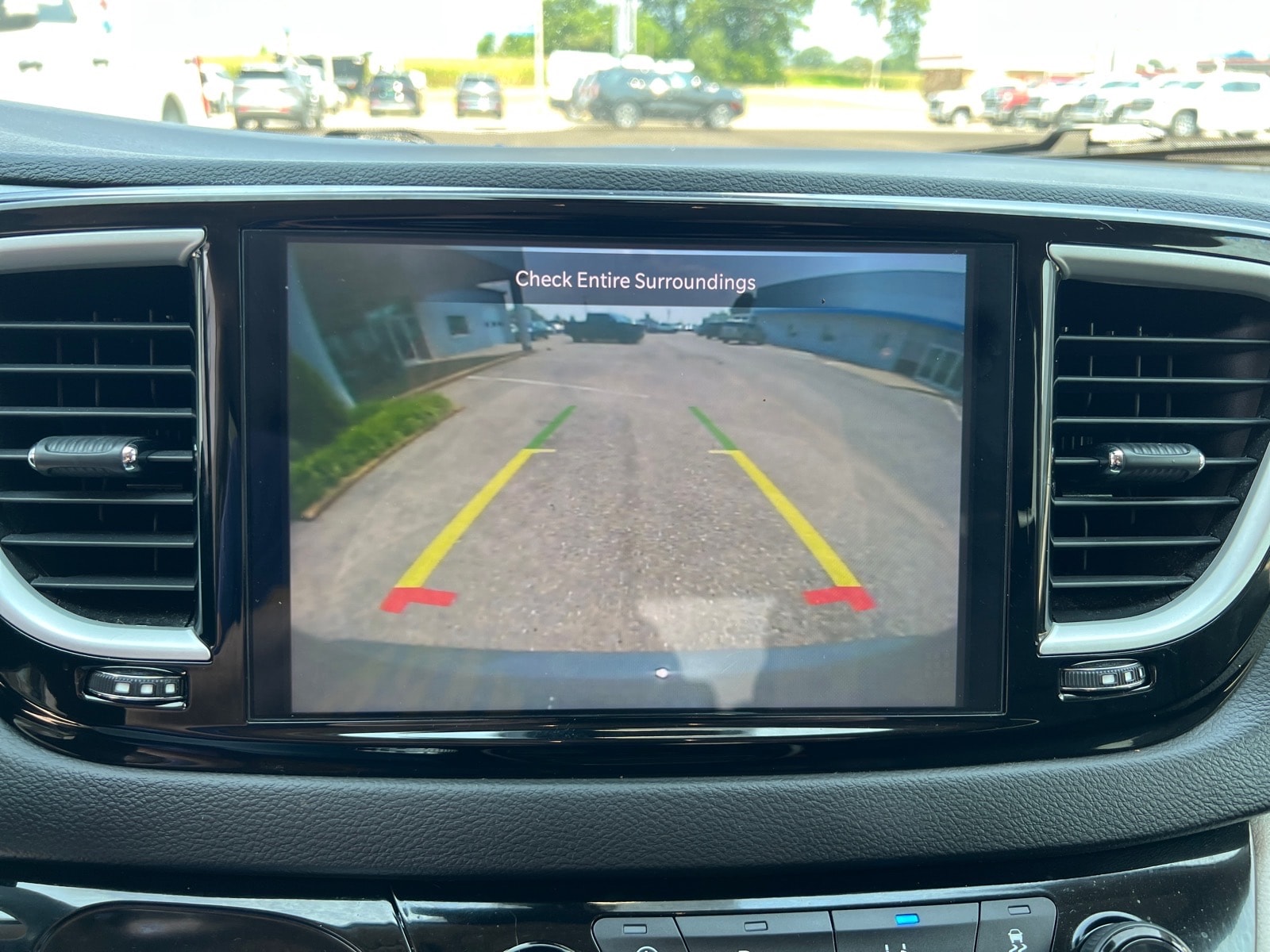 2022 Chrysler Pacifica Touring L - Photo 25