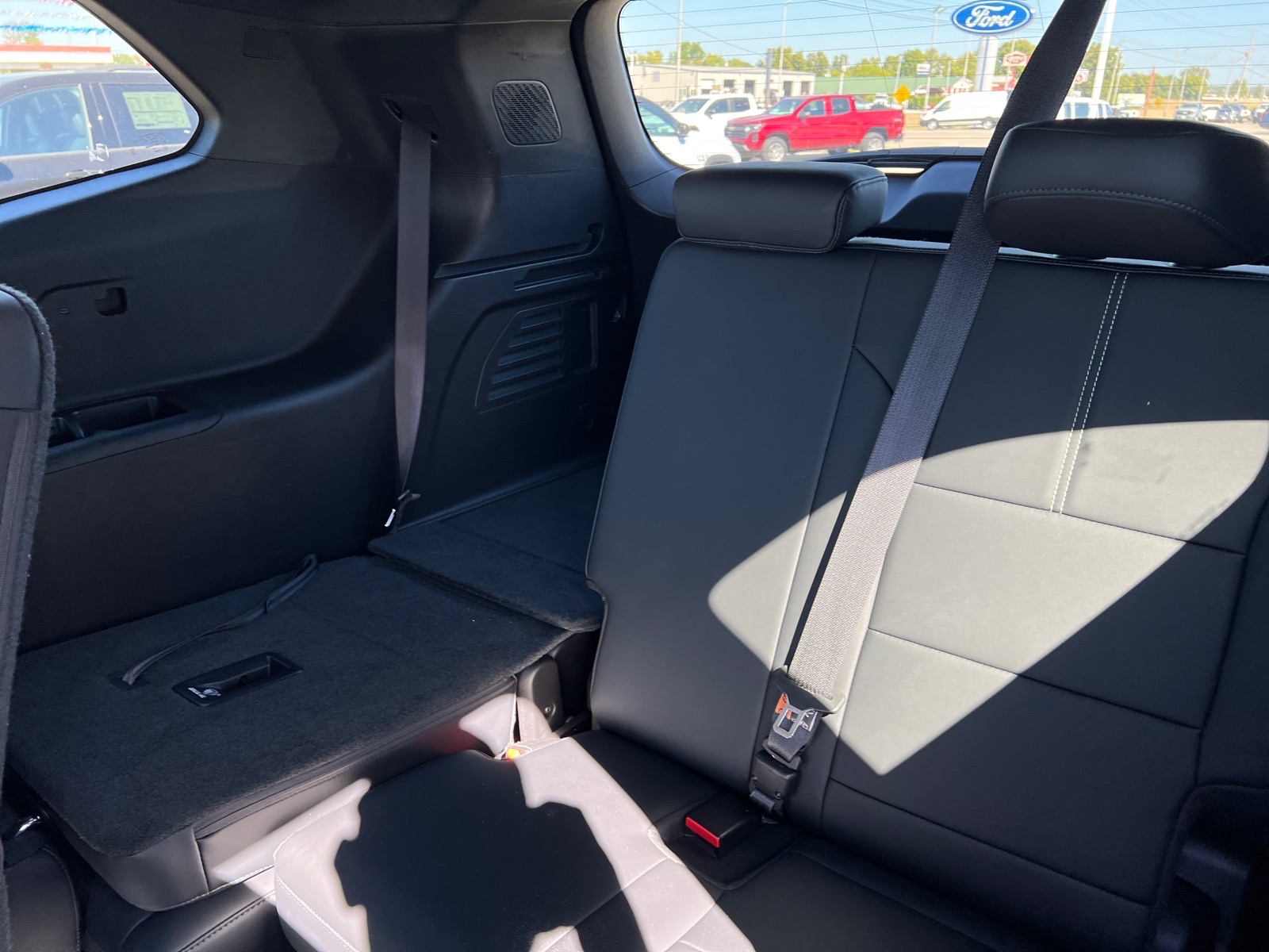 2026 GMC Acadia Elevation - Photo 14