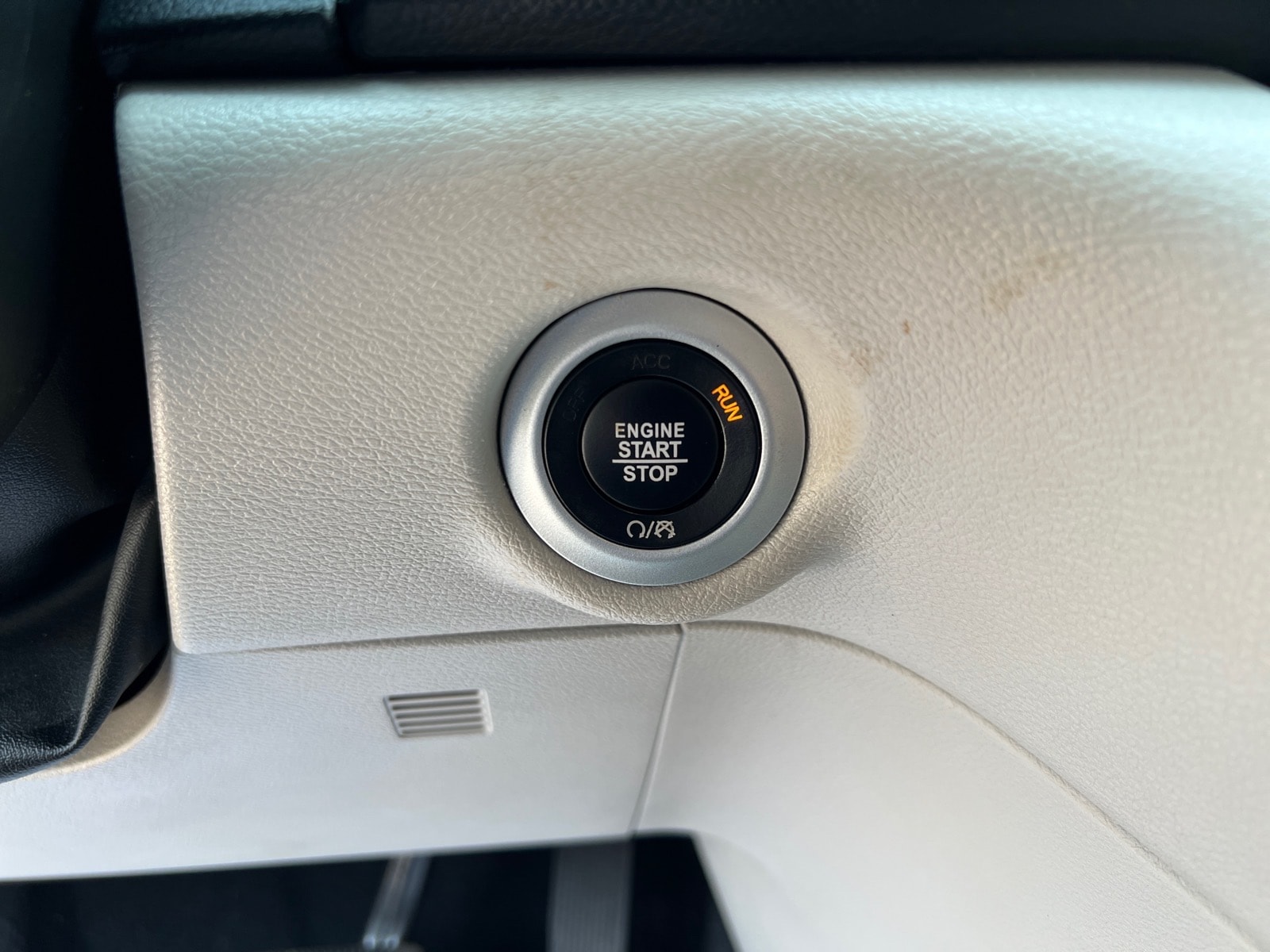 2022 Chrysler Pacifica Touring L - Photo 23