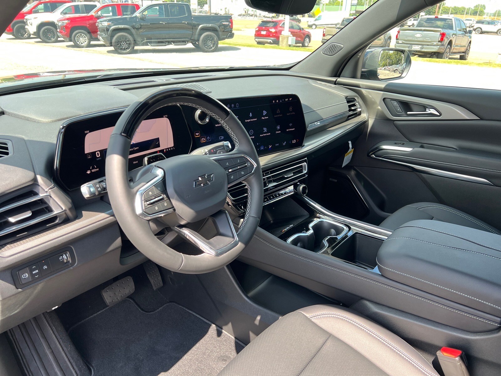 2027 Chevrolet Traverse LT - Photo 17