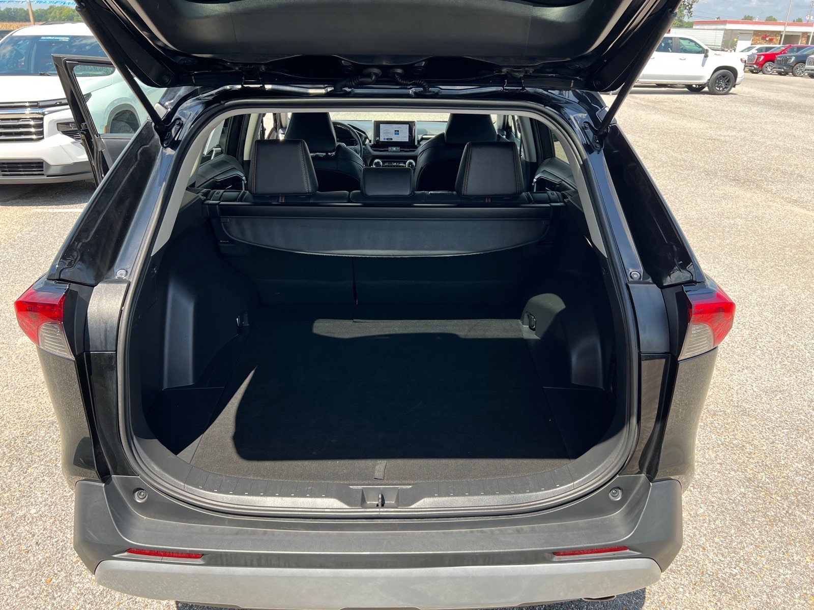 2024 Toyota RAV4 Adventure - Photo 13