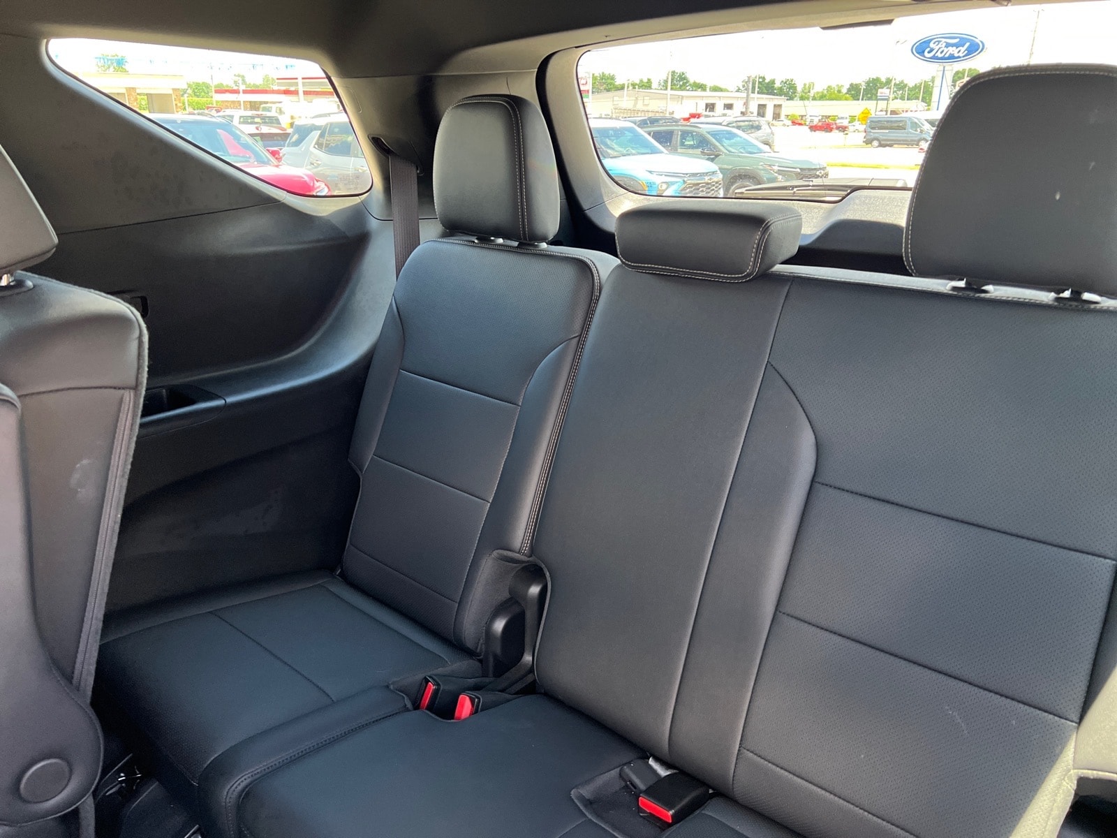 2025 Chevrolet Traverse High Country - Photo 14