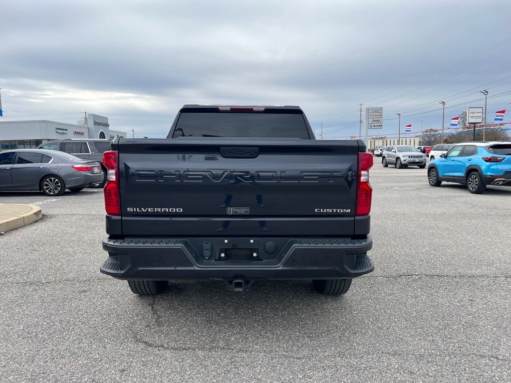 Used 2022 Chevrolet Silverado 1500 Custom Truck