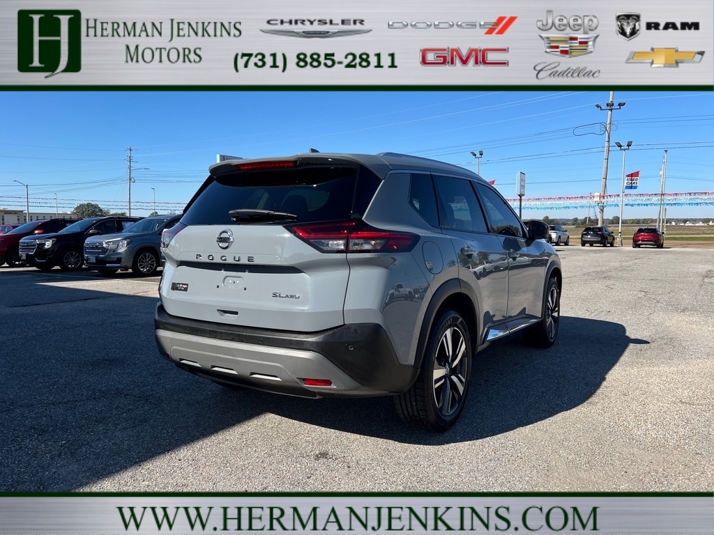 2021 Nissan Rogue SL photo 2