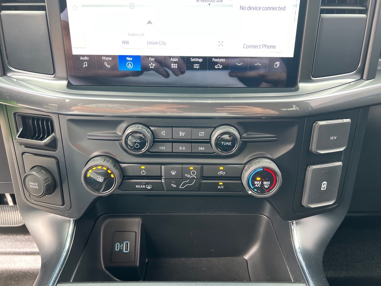 2024 Ford F-150 STX - Photo 19