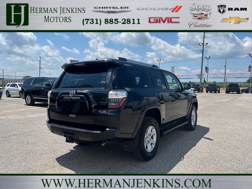 2021 Toyota 4Runner SR5 Premium photo 2
