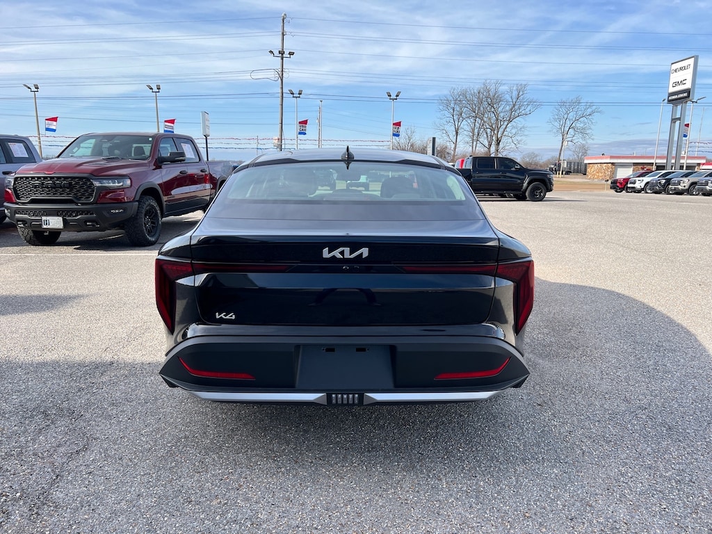 Used 2025 Kia K4 LX
