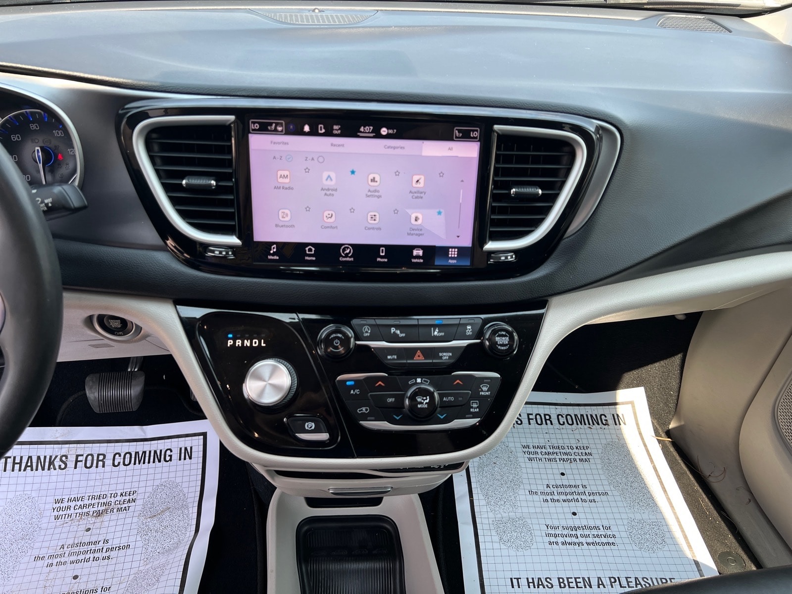 2022 Chrysler Pacifica Touring L - Photo 19