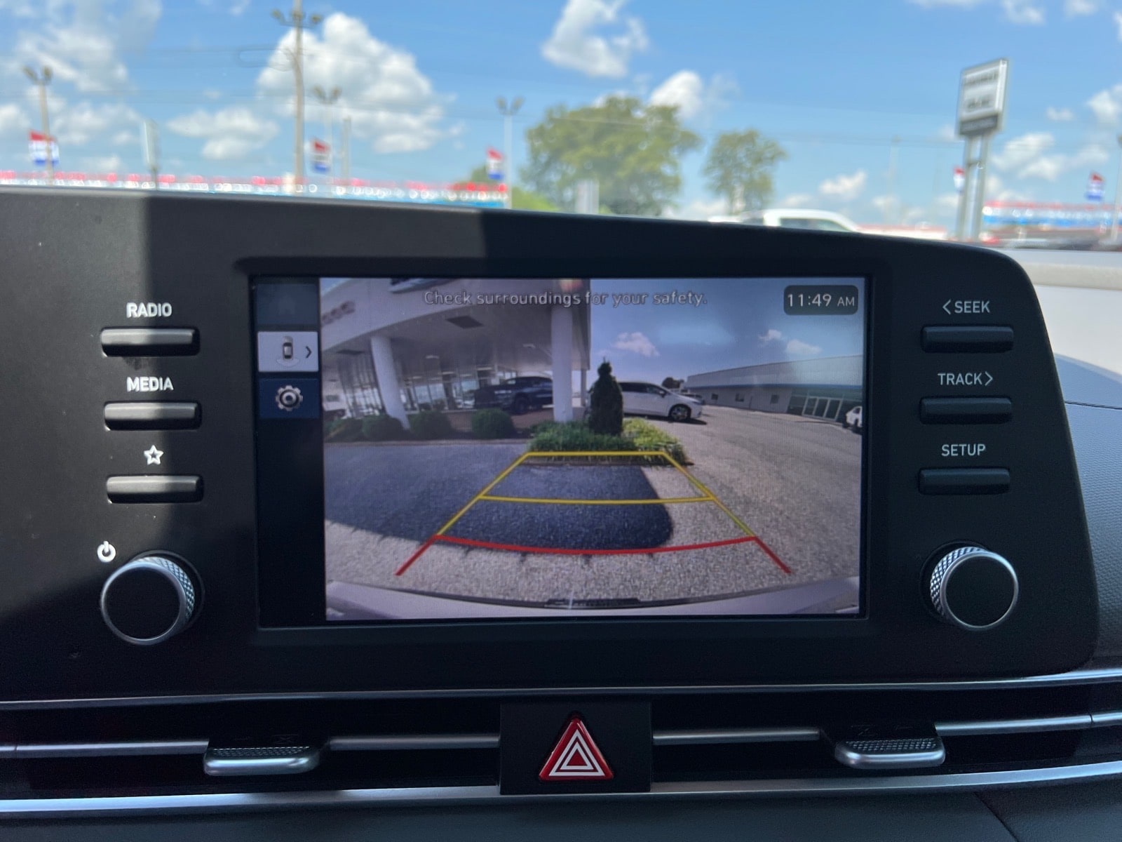 2025 Hyundai Elantra SEL - Photo 23