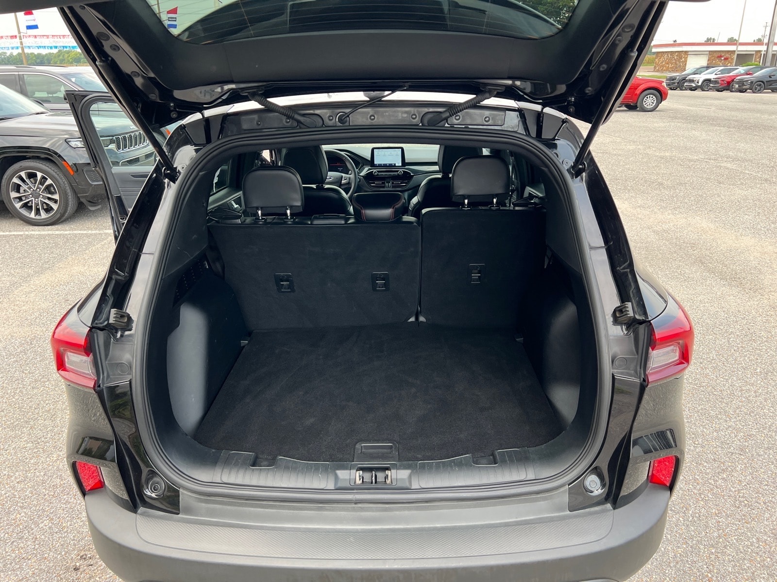 2025 Ford Escape ST-Line - Photo 13