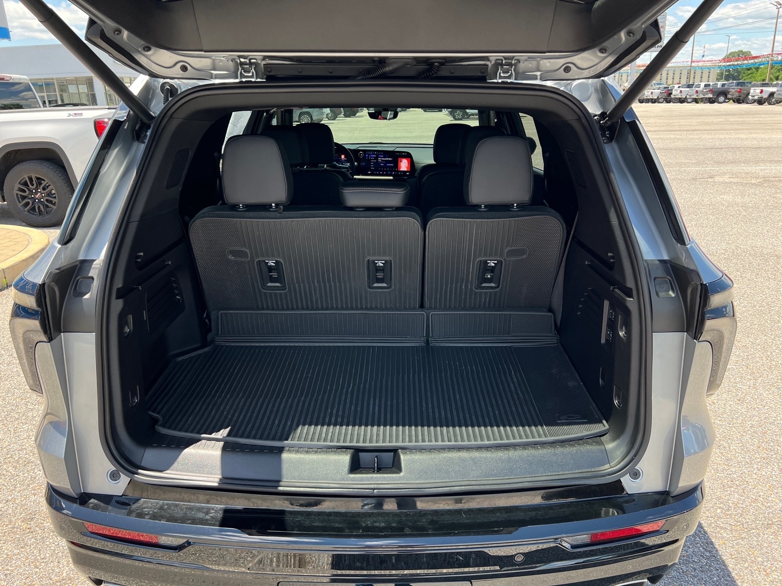 2025 Chevrolet Traverse High Country - Photo 15