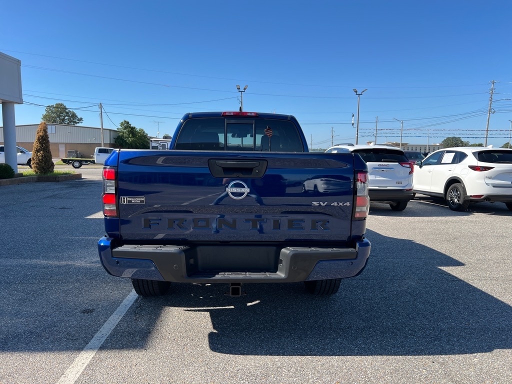 Used 2022 Nissan Frontier SV