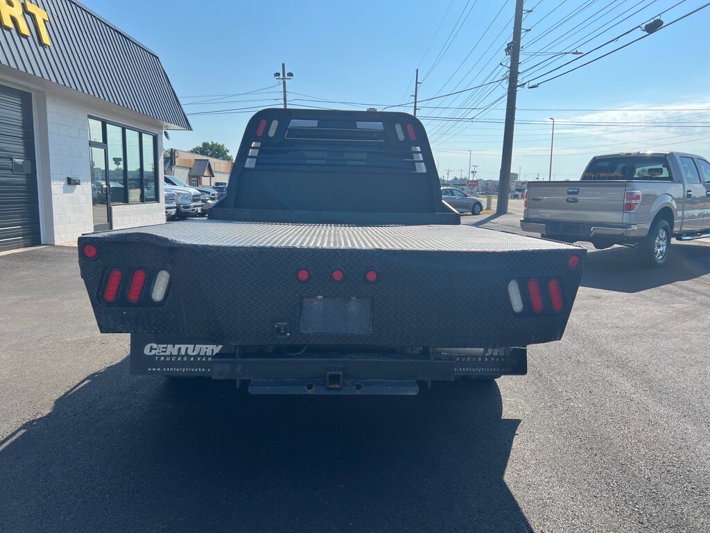 2016 Ram 3500 SLT photo 4