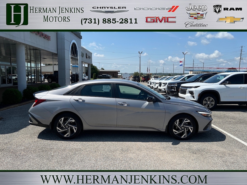 Used 2025 Hyundai Elantra SEL Sport Sedan