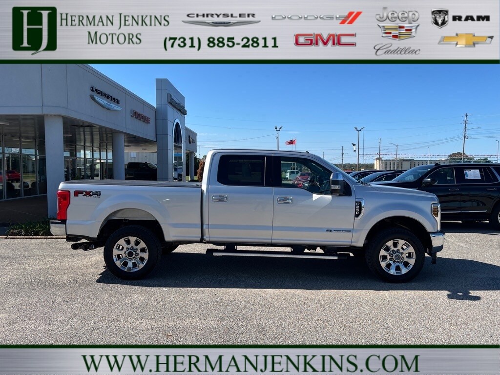 2018 Ford F-250 Lariat photo 2
