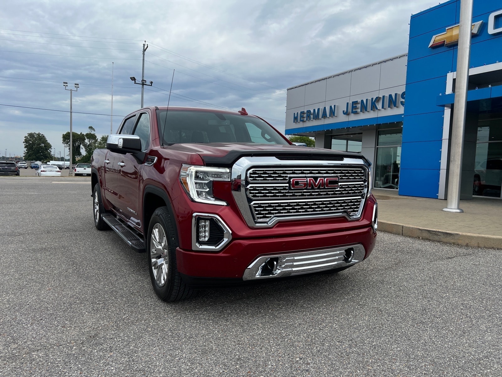 2022 GMC Sierra 4WD Crew Cab Short Box Denali's photo