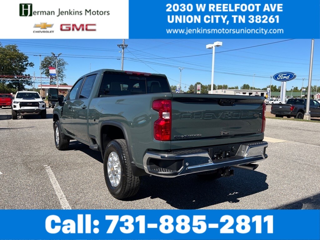 2026 Chevrolet Silverado 2500HD LT photo 3