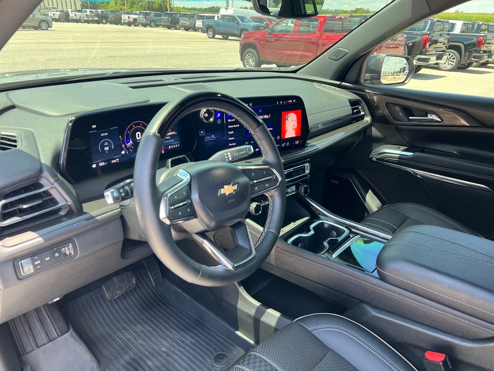 2025 Chevrolet Traverse High Country - Photo 17