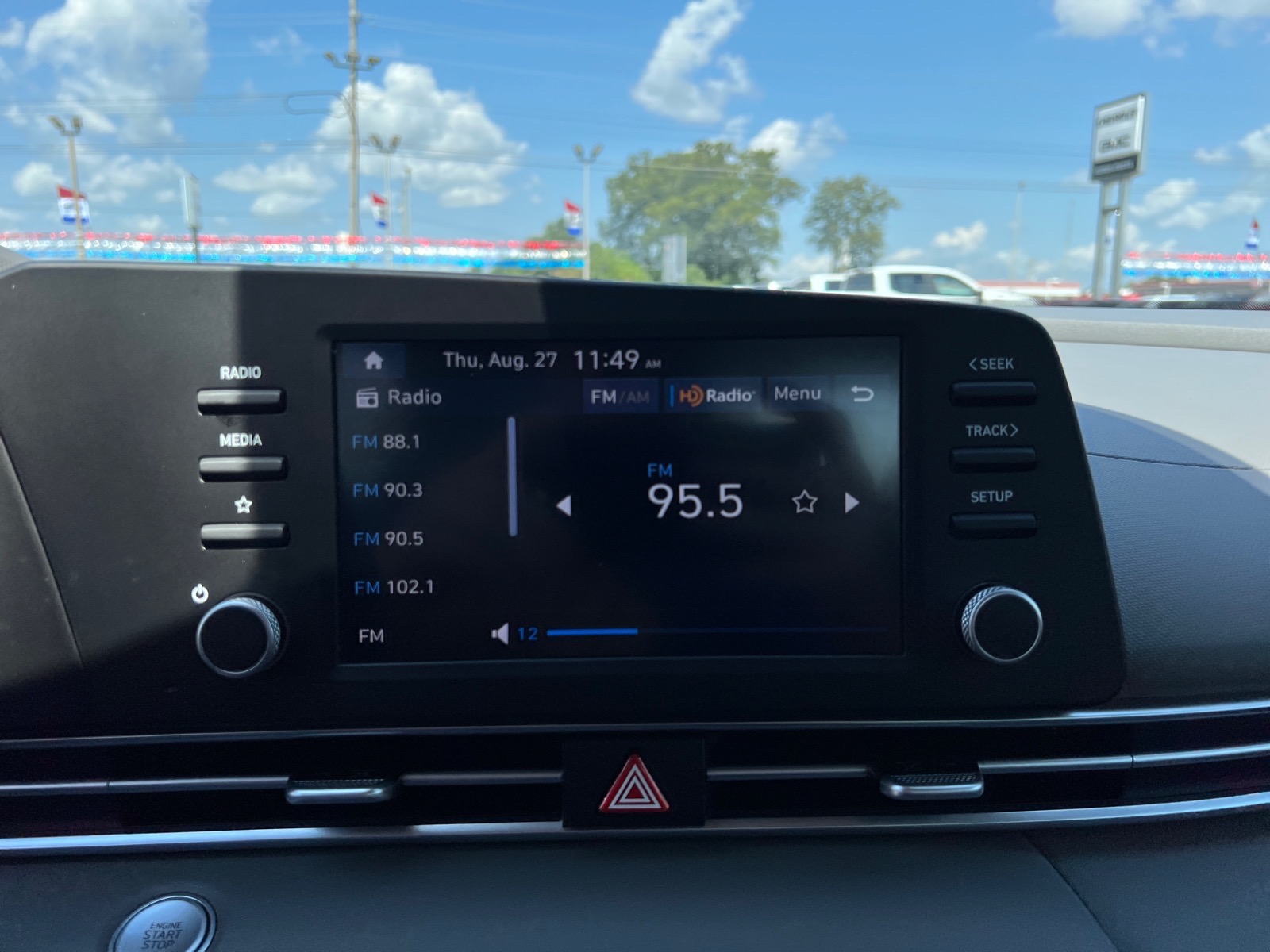 2025 Hyundai Elantra SEL - Photo 18