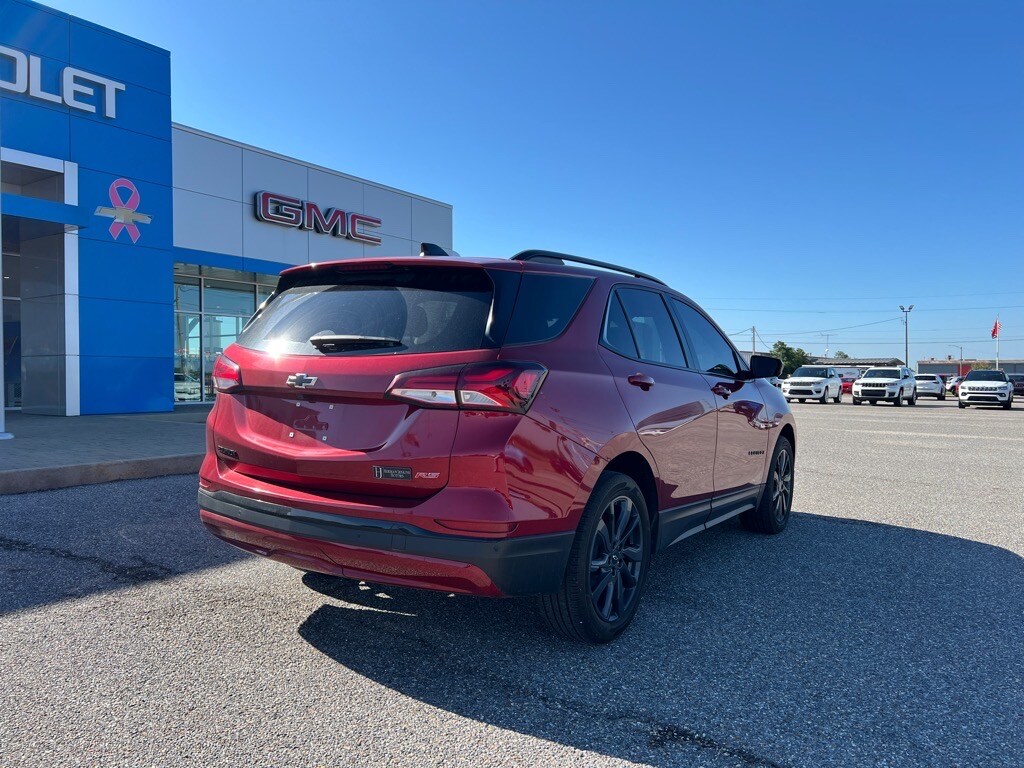 2024 Chevrolet Equinox RS photo 3