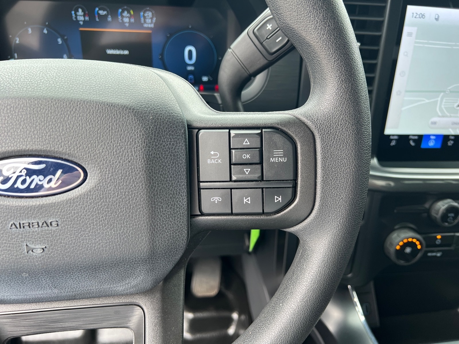 2024 Ford F-150 STX - Photo 16