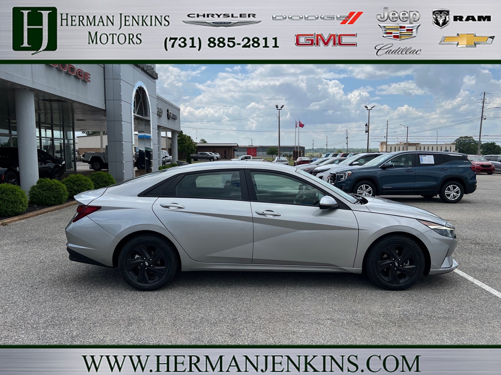 Used 2021 Hyundai Elantra SEL with VIN 5NPLM4AG5MH019723 for sale in Union City, TN