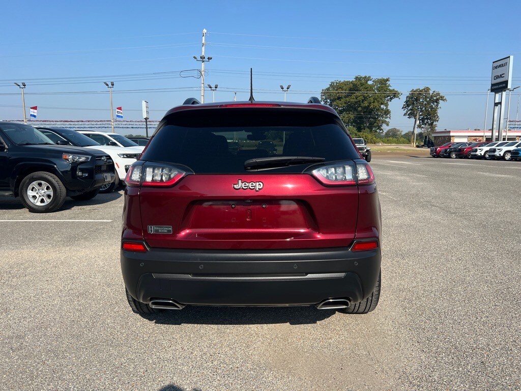 2021 Jeep Cherokee 80th Anniversary Edition photo 3