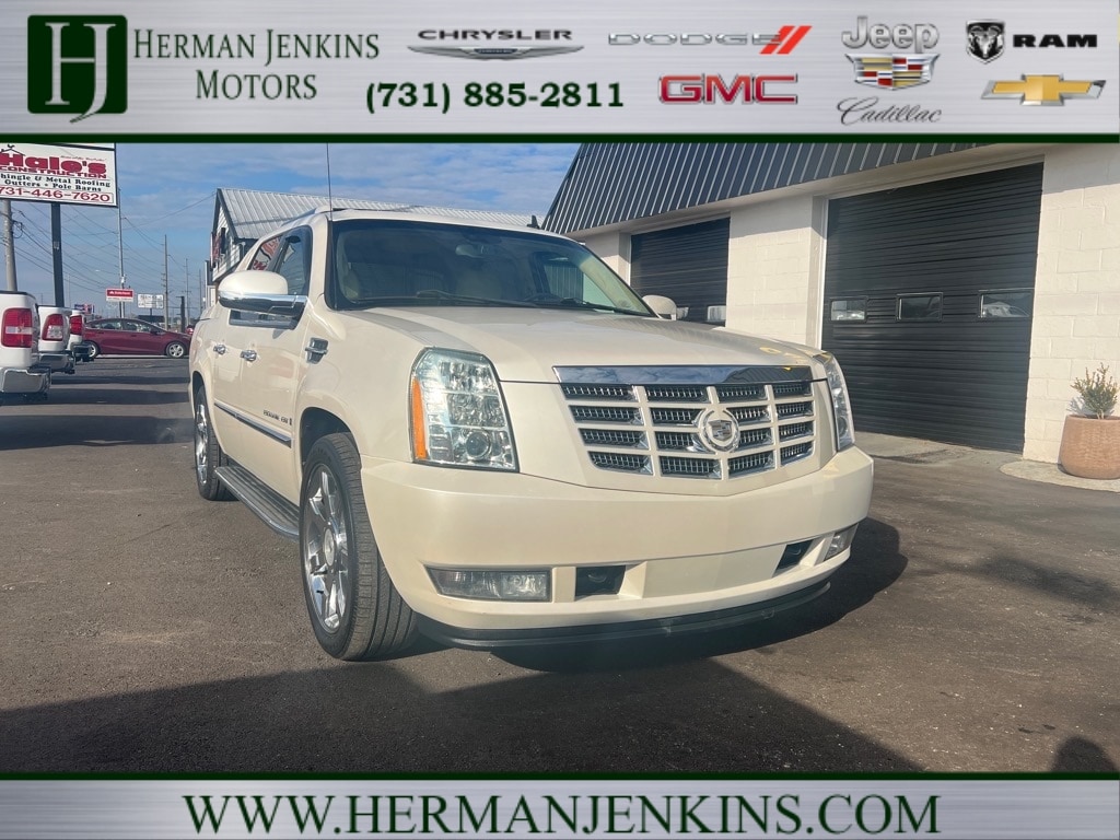 2008 Cadillac Escalade EXT Base's photo