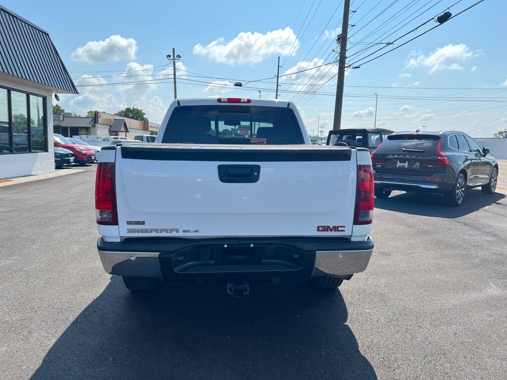 2011 Gmc Sierra 1500 SLE photo 4