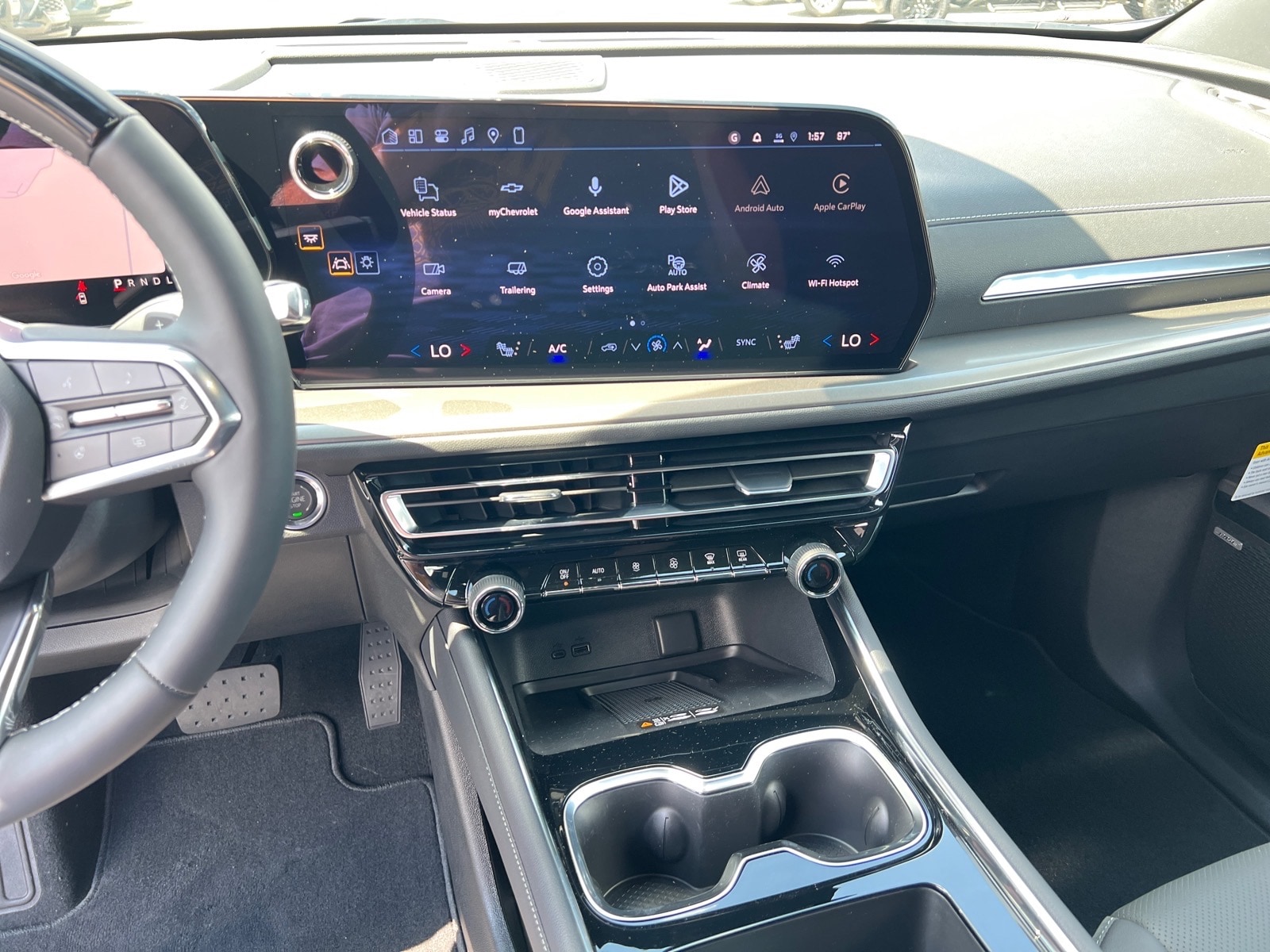 2027 Chevrolet Traverse LT - Photo 21