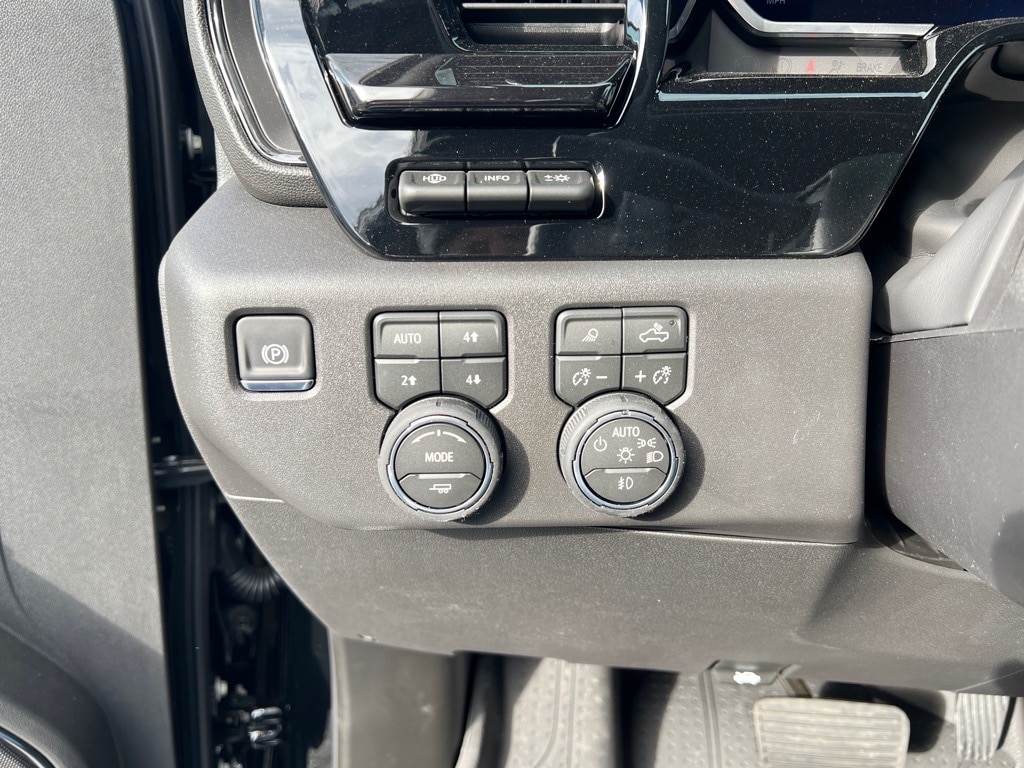 2026 Chevrolet Silverado 1500 ZR2 - Photo 19