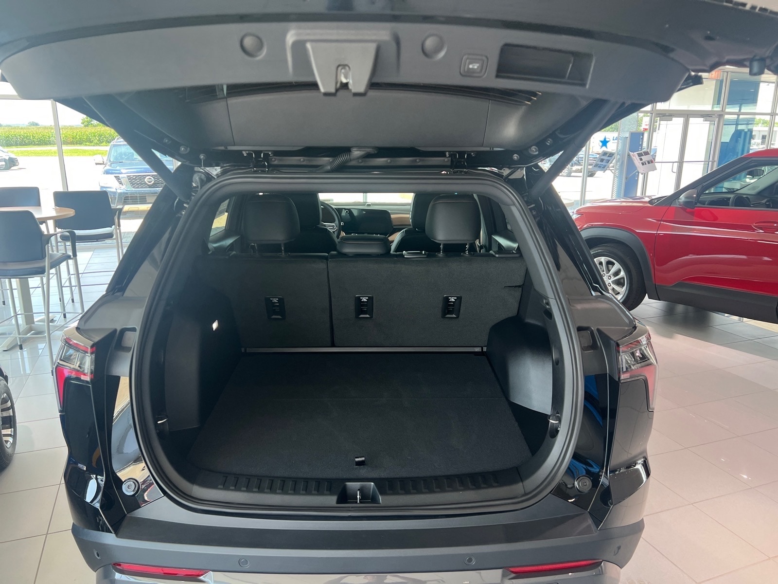 2027 Chevrolet Equinox ACTIV - Photo 10