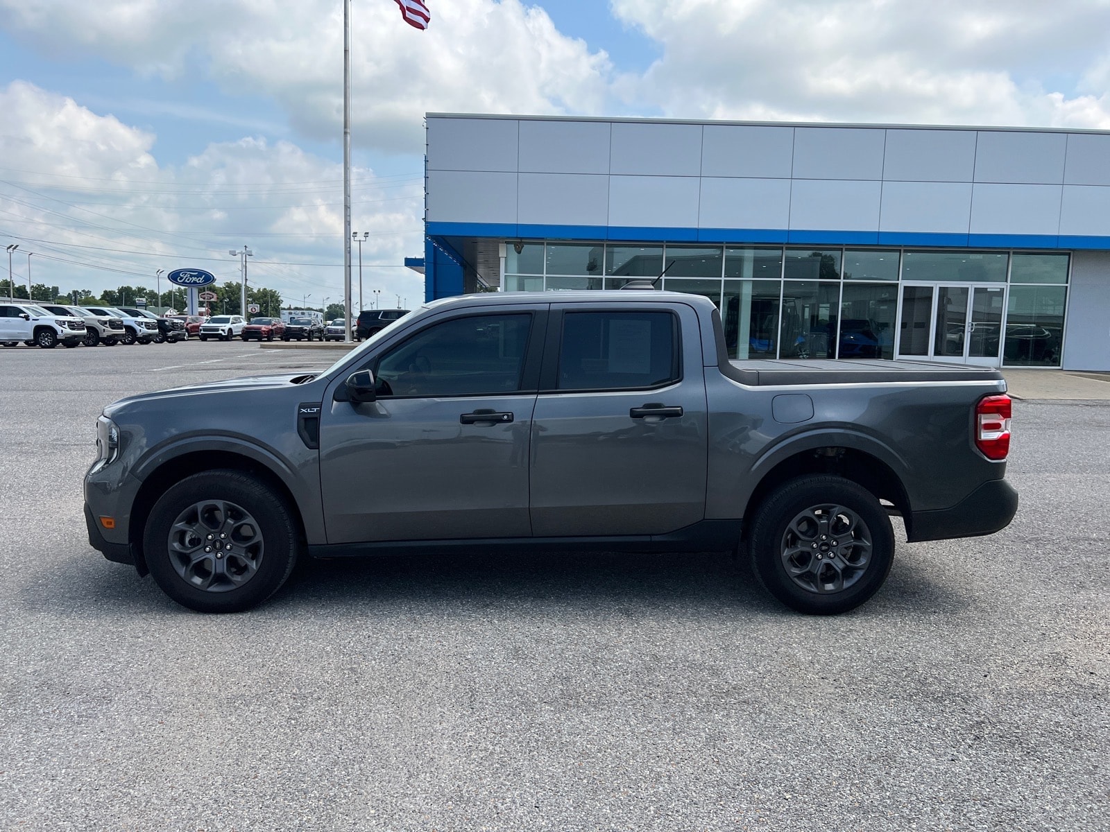 2025 Ford Maverick XLT - Photo 6