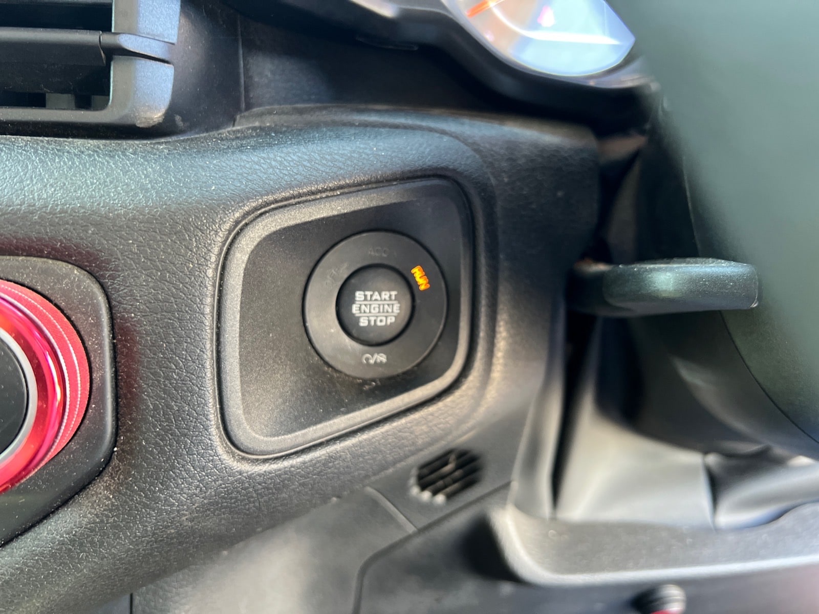 2024 Jeep Wrangler 4-Door Sport RHD - Photo 22