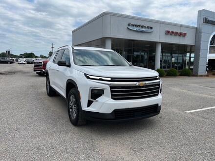 2025 Chevrolet Traverse LT SUV
