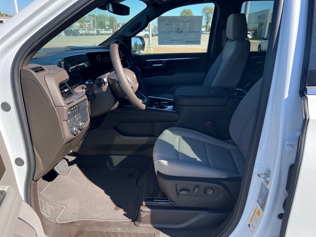 2026 Chevrolet Tahoe LS - Photo 11