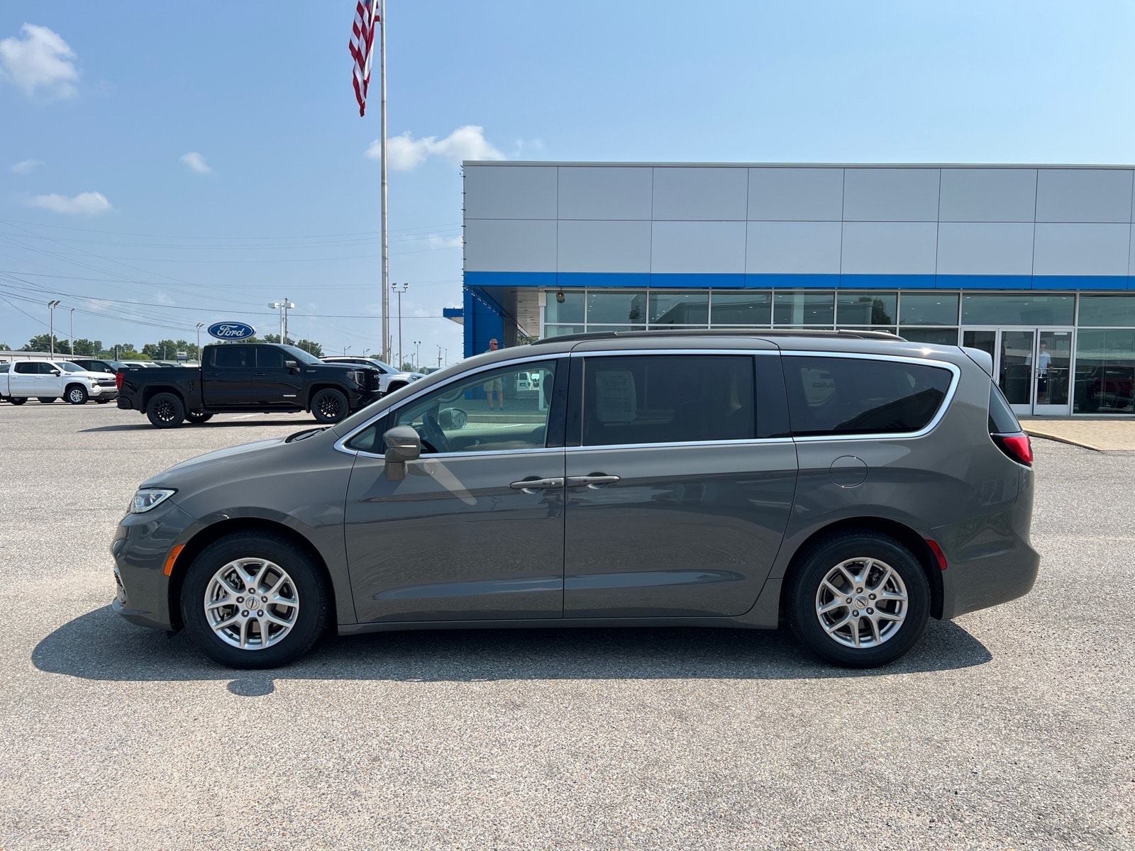 2022 Chrysler Pacifica Touring L - Photo 6