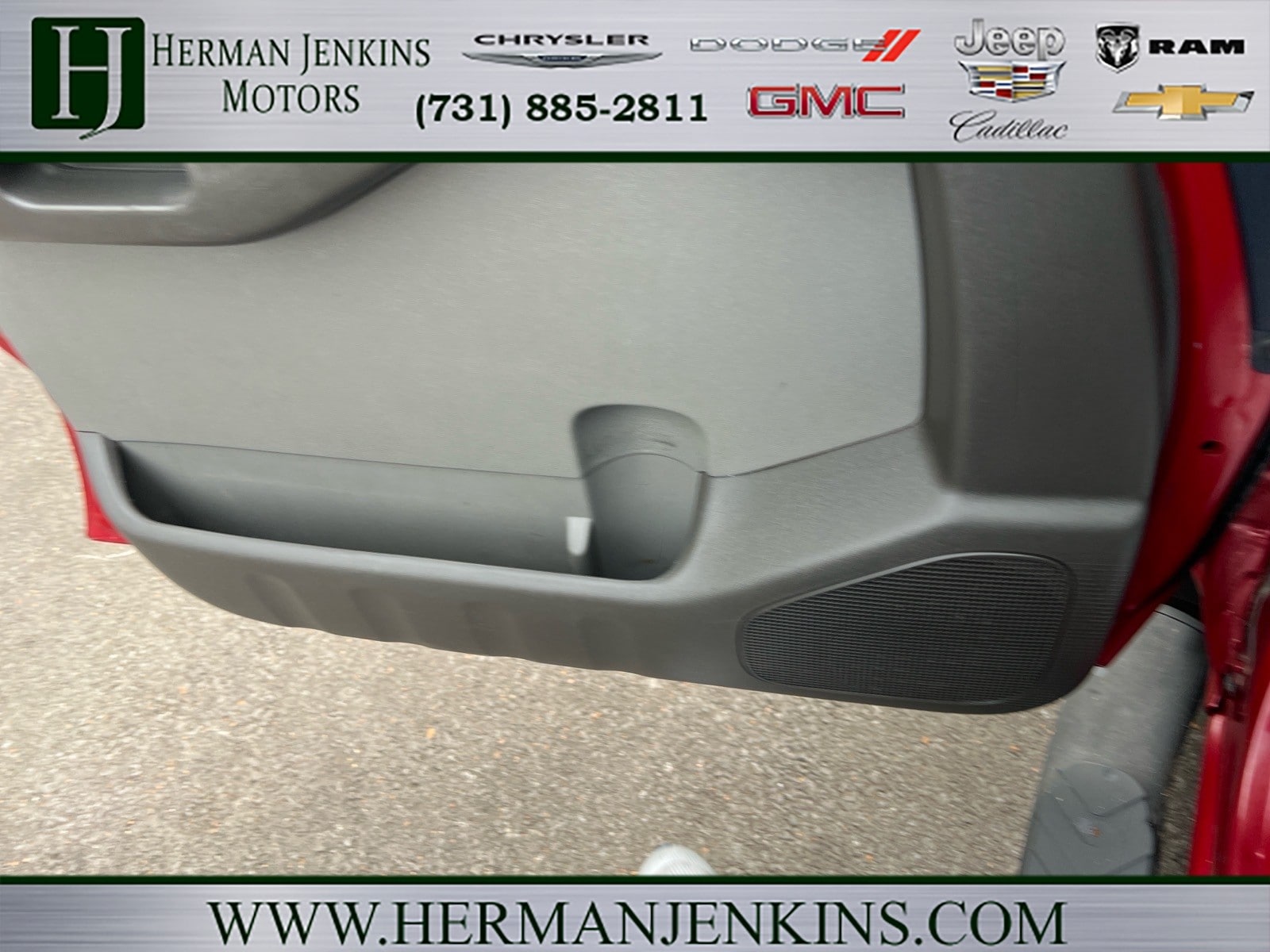 2005 Nissan Xterra SE's photo