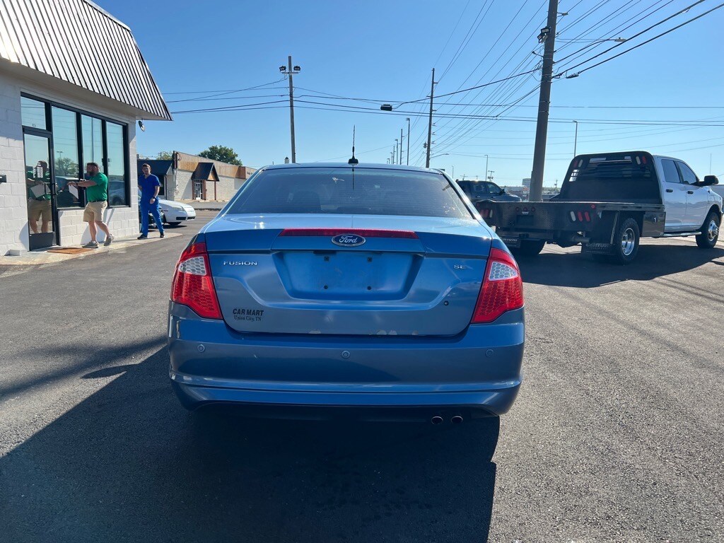 2010 Ford Fusion SE photo 2