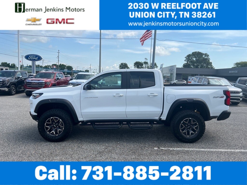 2025 Chevrolet Colorado ZR2 photo 2