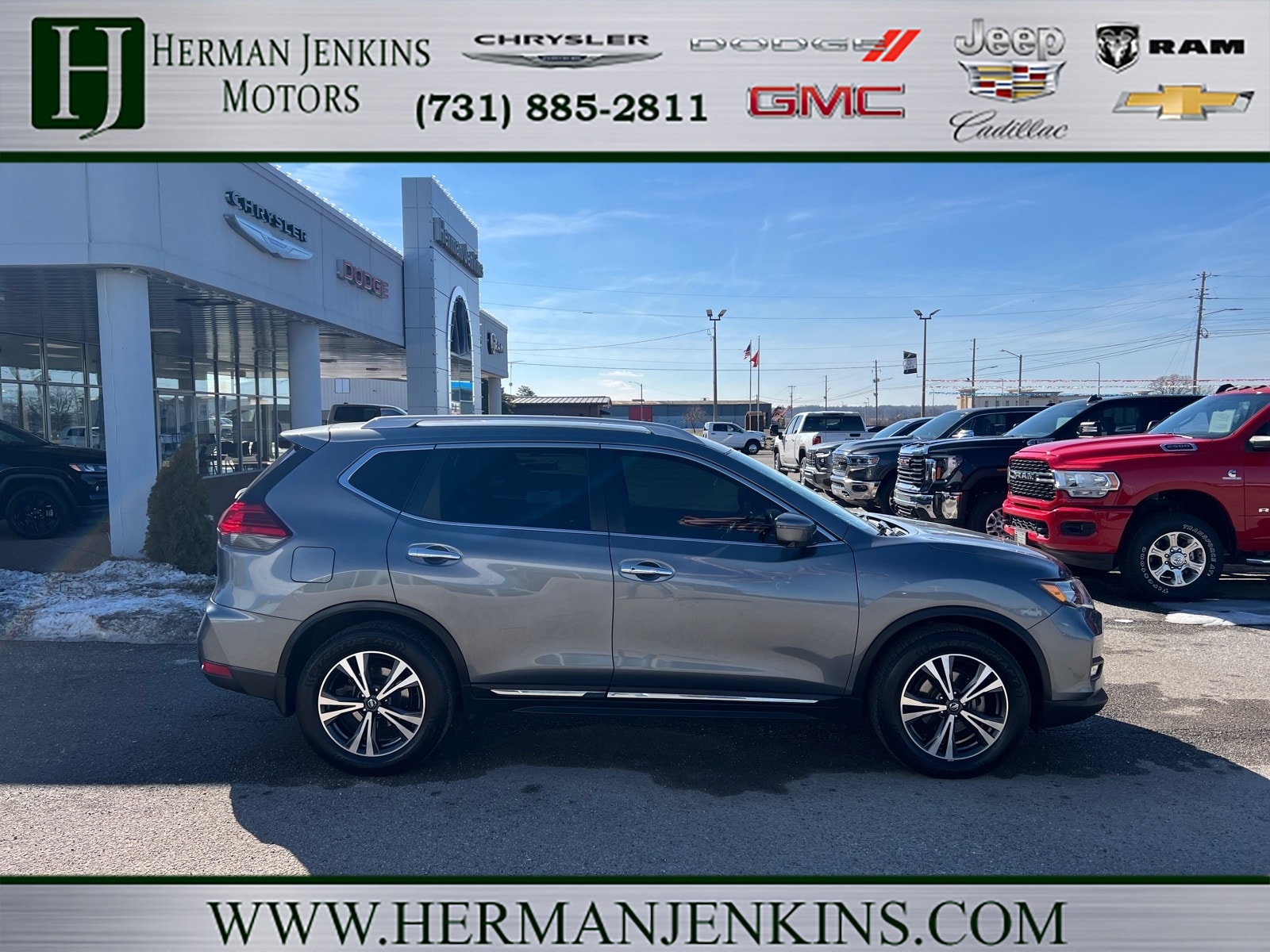 Used 2017 Nissan Rogue SL with VIN 5N1AT2MT8HC885257 for sale in Union City, TN