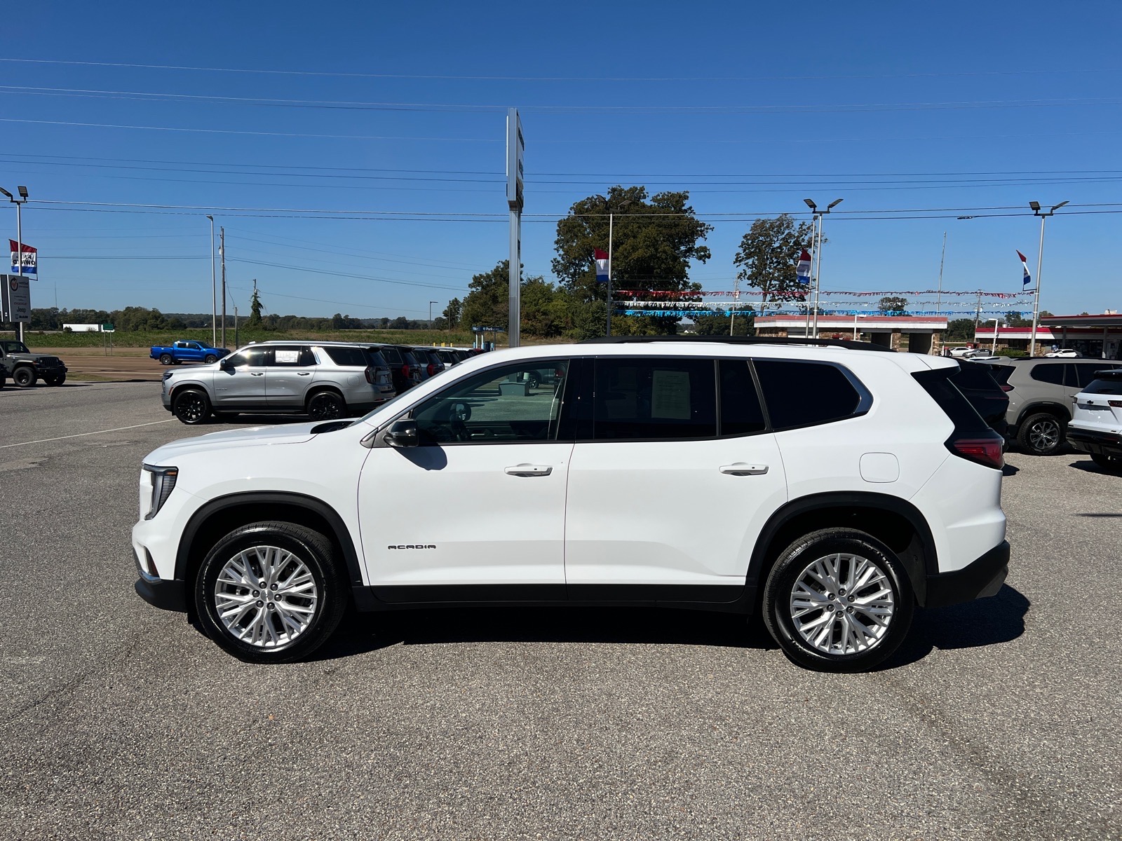 2026 GMC Acadia Elevation - Photo 6