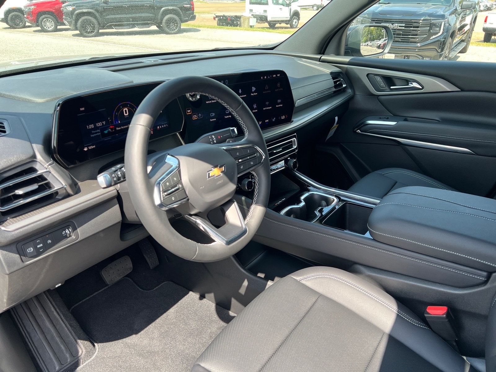 2027 Chevrolet Traverse LT - Photo 16