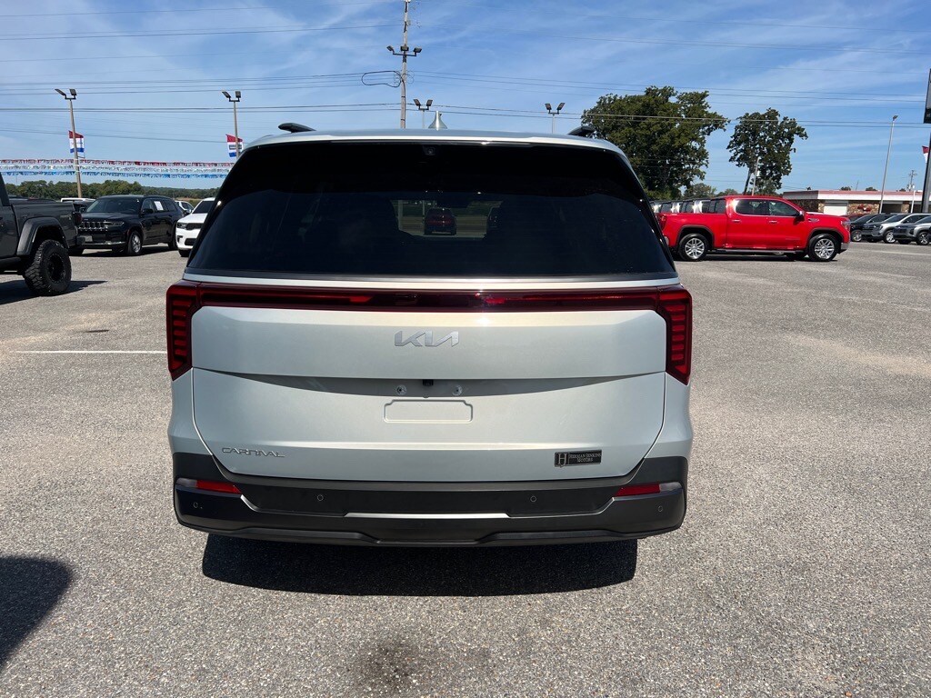 2025 Kia Carnival SX Prestige photo 2
