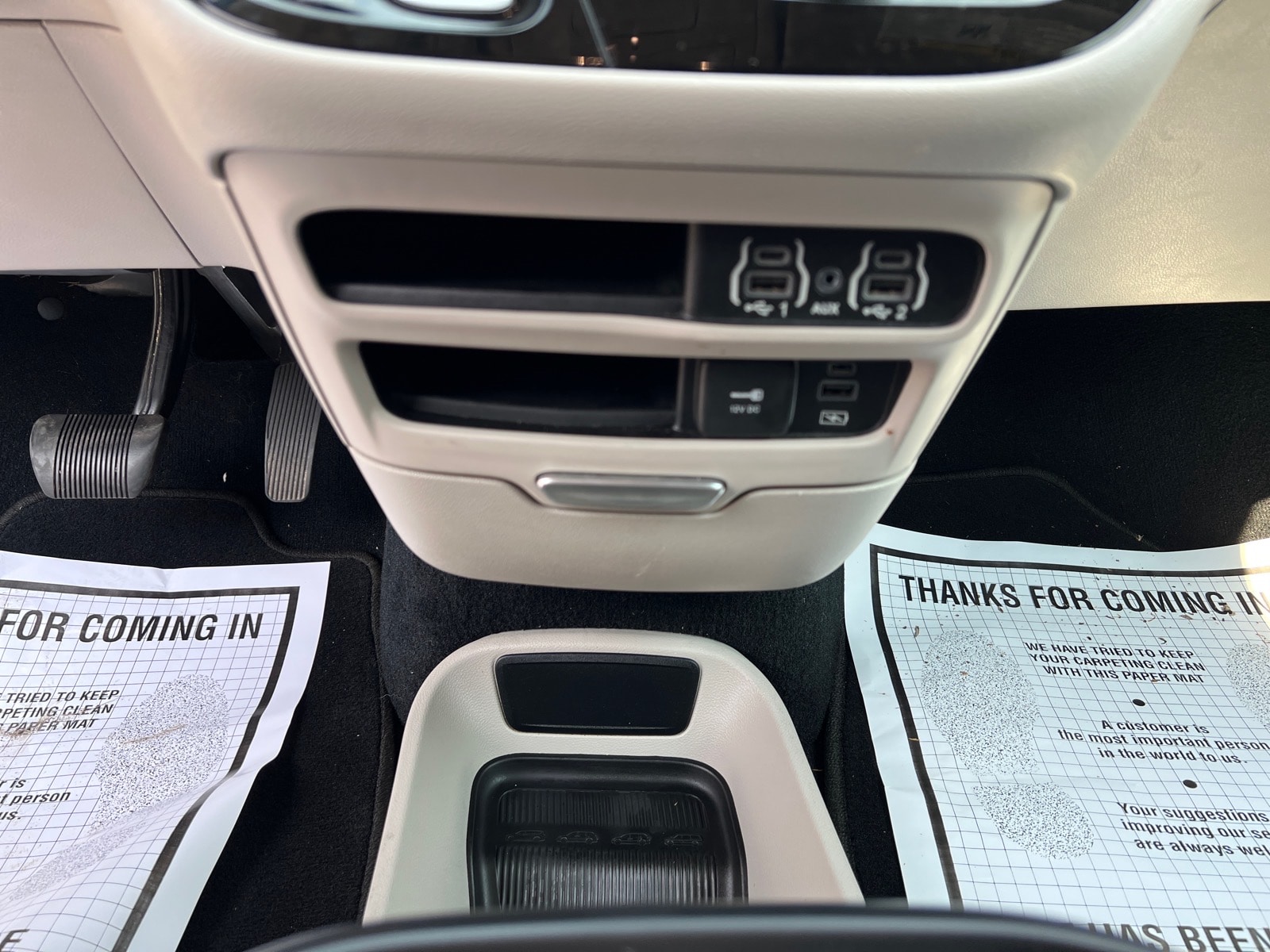2022 Chrysler Pacifica Touring L - Photo 22