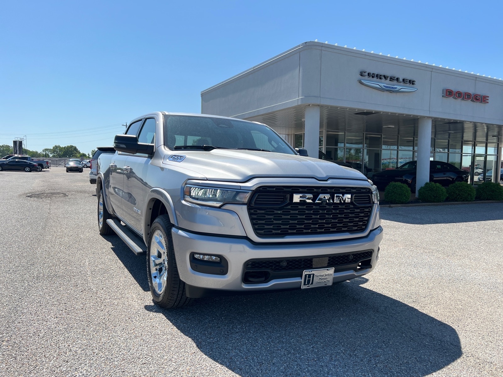 2025 RAM 1500 Big Horn/Lone Star 4x4 Crew Cab 5'7's photo