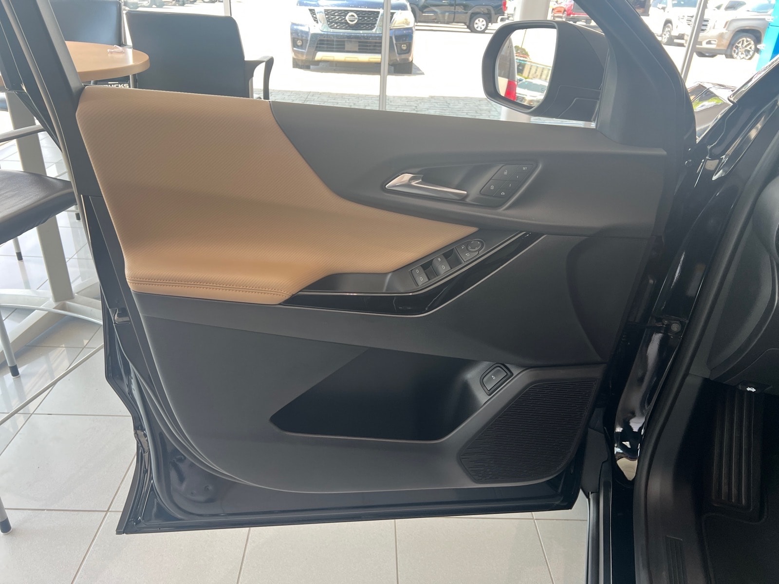 2027 Chevrolet Equinox ACTIV - Photo 8