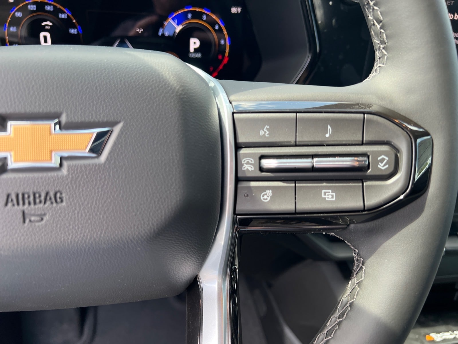 2026 Chevrolet Colorado LT - Photo 16